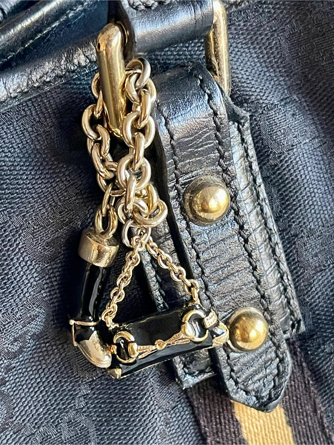 Gucci Black GG Canvas Tote Bag - photo 5