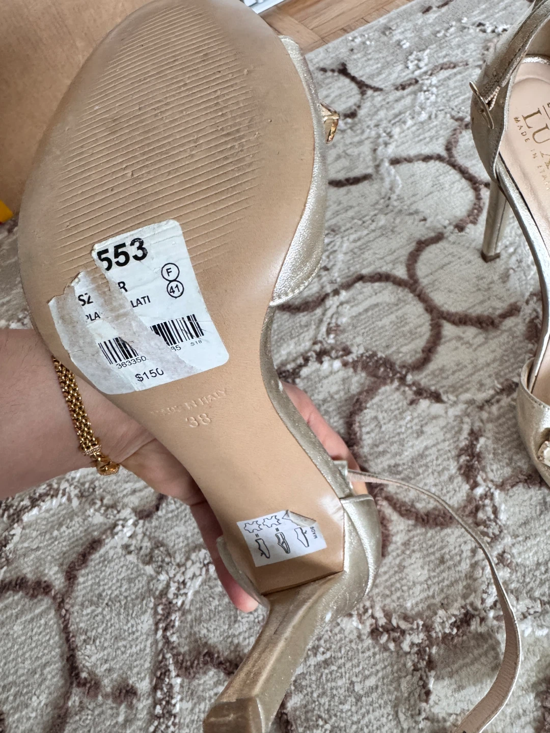 Le Chateau Luxe Embellished Gold Heels Size 38 - photo 5