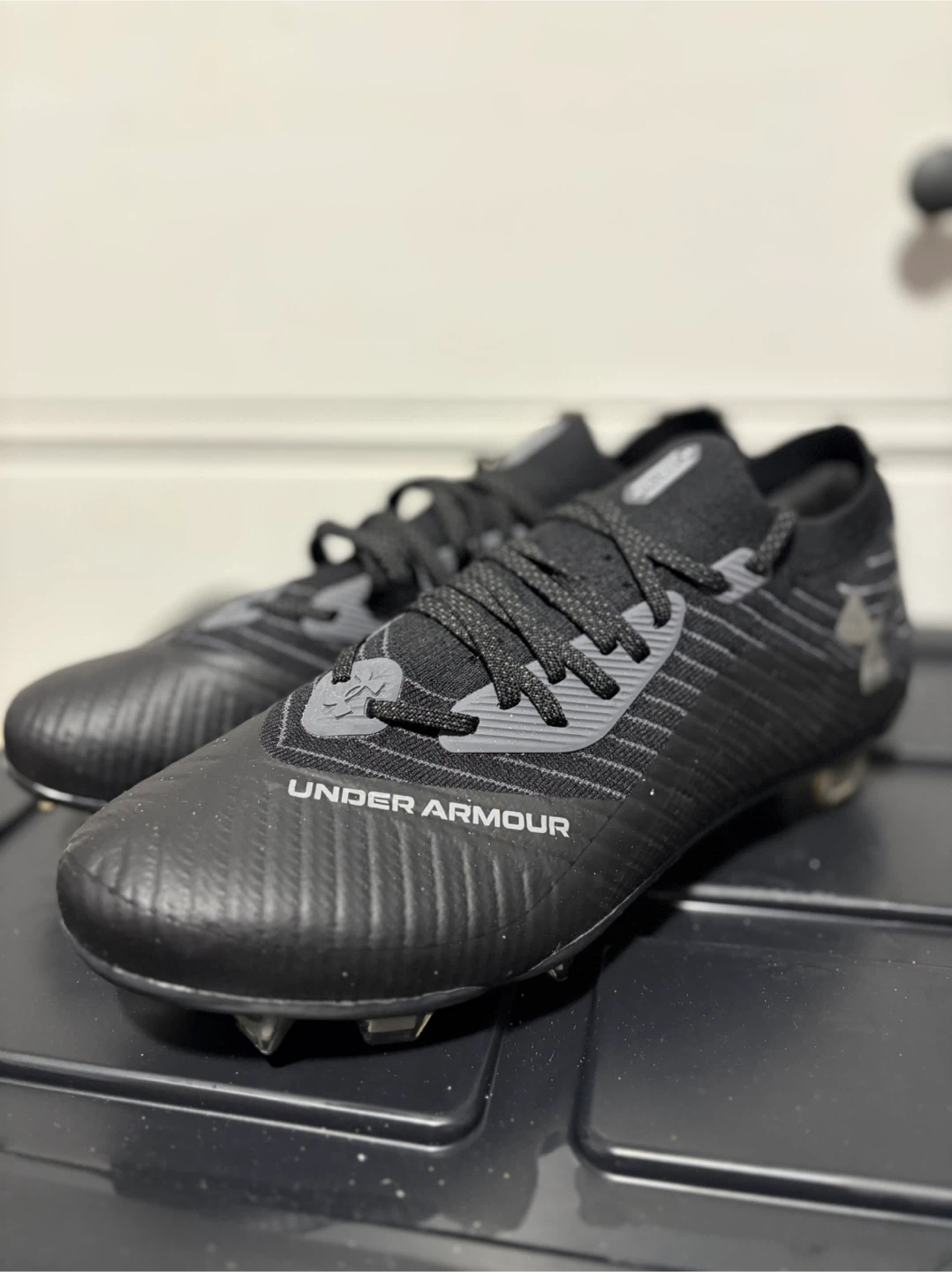 Under Armour Black  Cleats