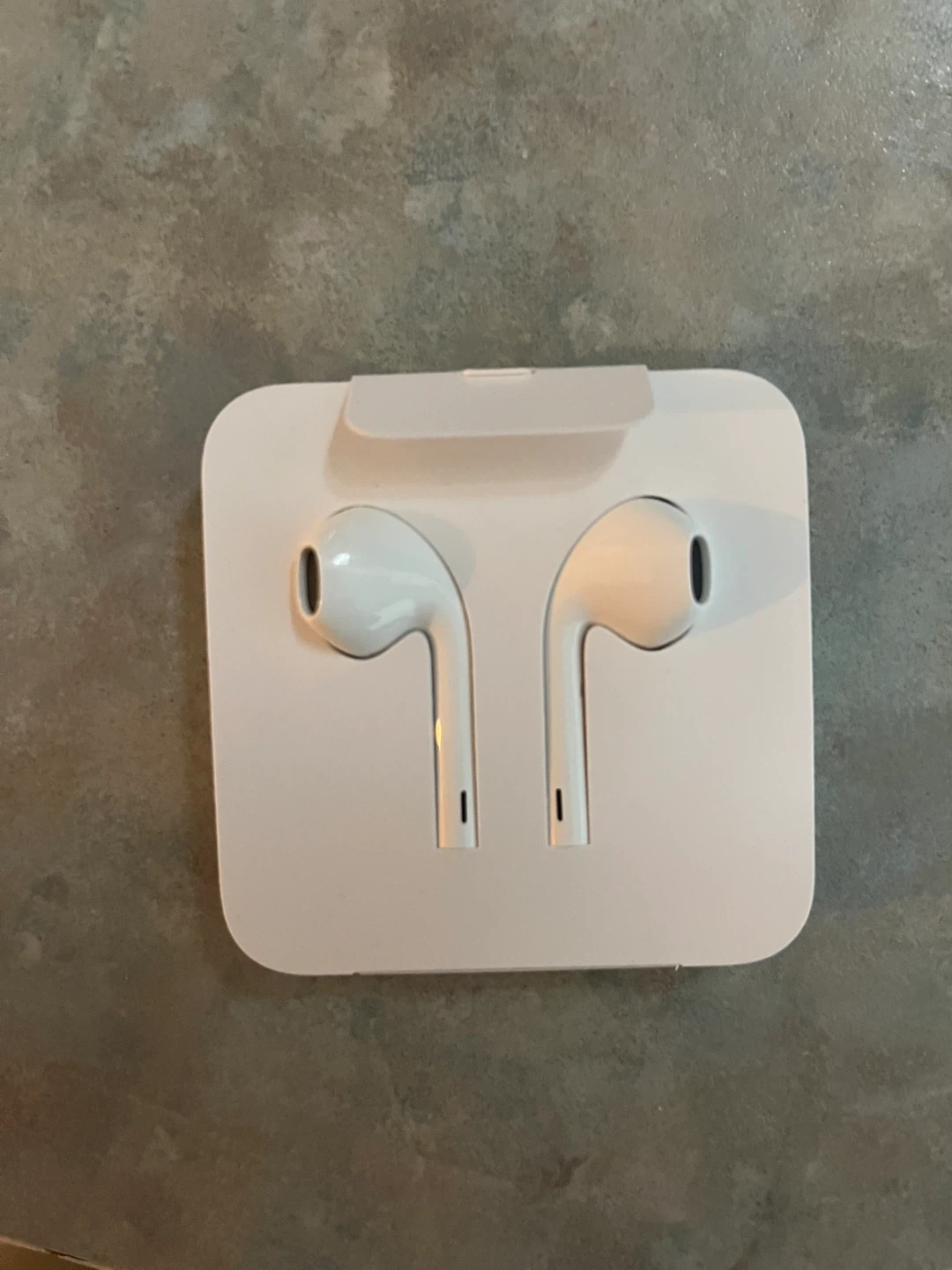 Apple EarPods with Lightning Connector