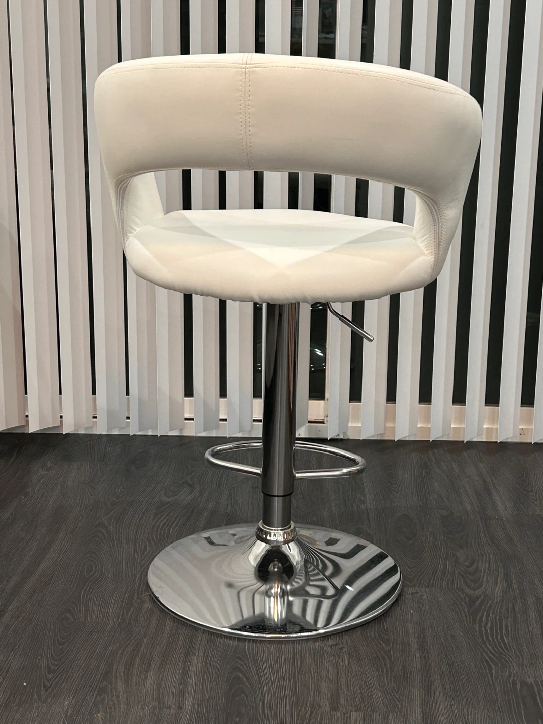 Adjustable White Faux Leather Bar Stool with Chrome Base - photo 3