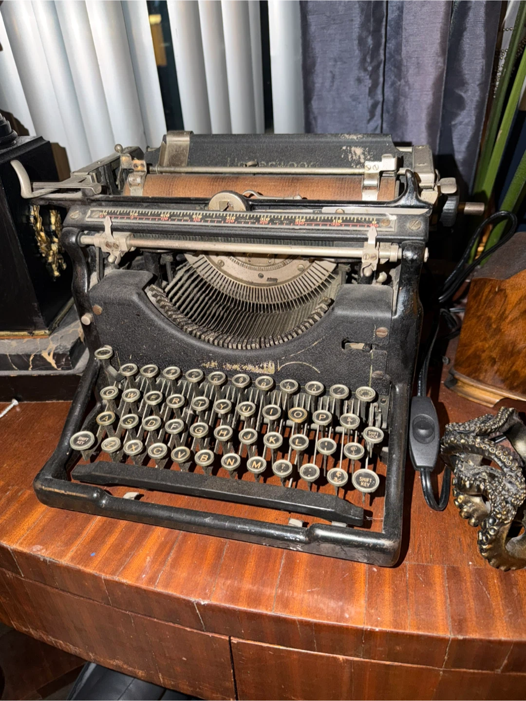 Underwood Typewriter - photo 2