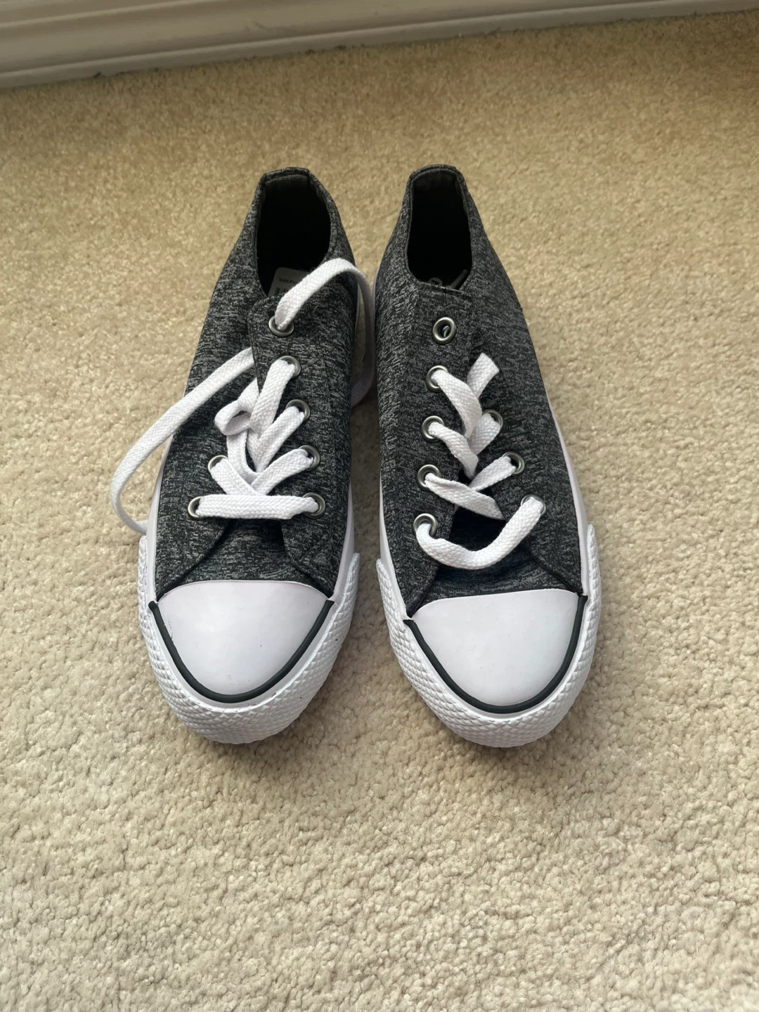 Airwalk Grey Lace-Up Sneakers - Size 7
