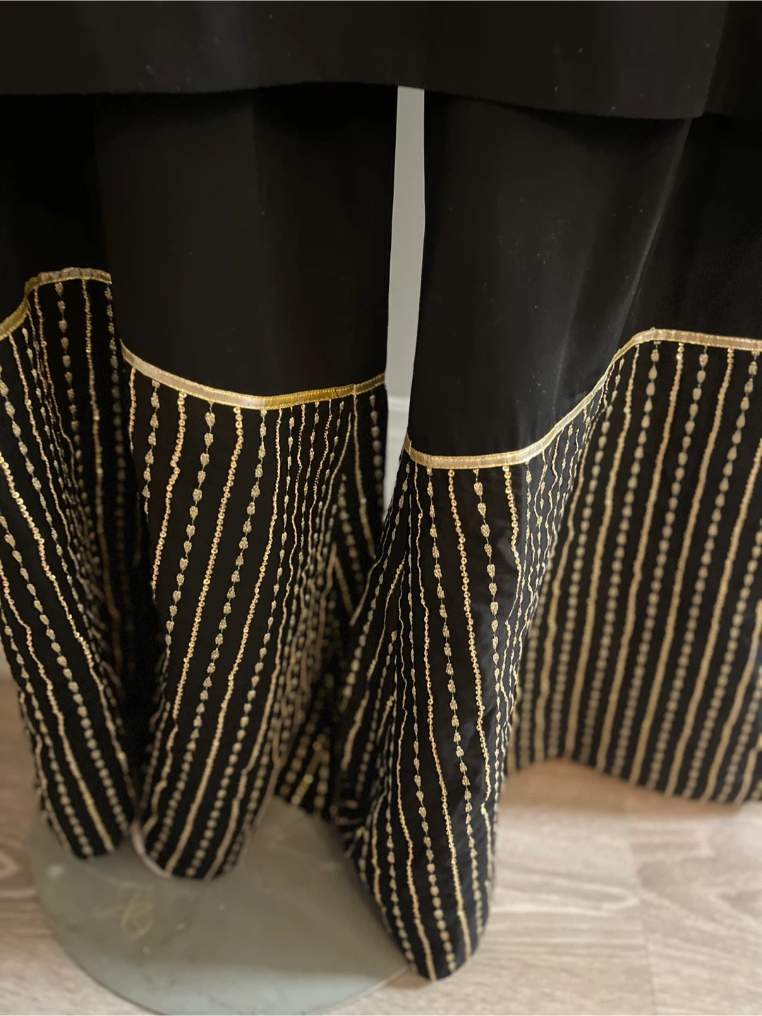 Embellished Black Kurti and Pants Set - photo 5