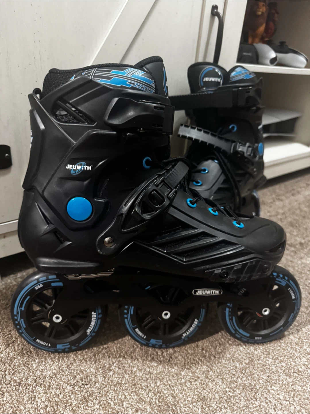 Jeuwith Black & Blue Inline Skates - photo 2