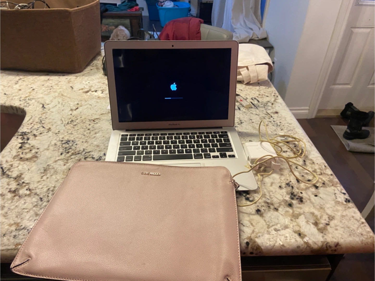 Rest Apple MacBook - photo 2