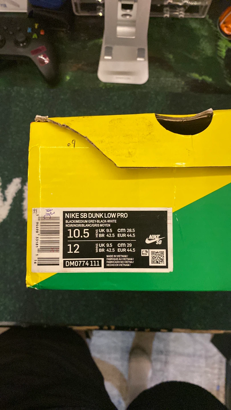 Nike SB Dunk Low Pro Ben & Jerry's Chunky Dunky - photo 2