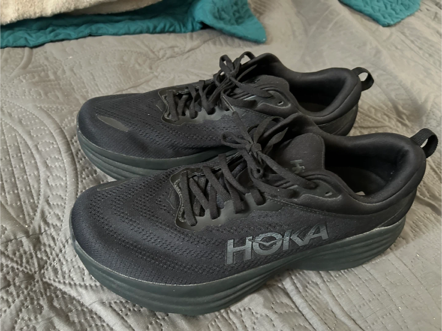 Men’s HOKA Bondi 8 Triple Black Sz 12 (Wide 4E)