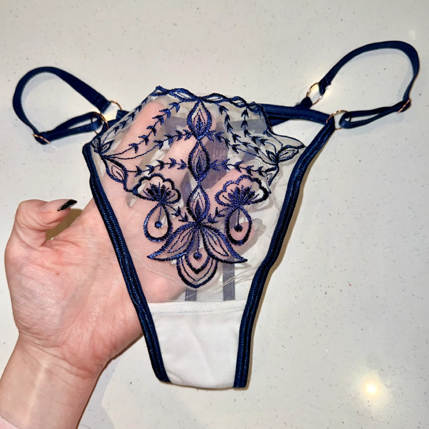 NEW Embroidered Sheer Mesh Thong - Medium - photo 2