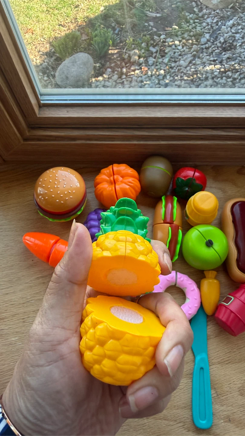 Play Food Cutting Set Ask $5 Che more pictures - photo 3