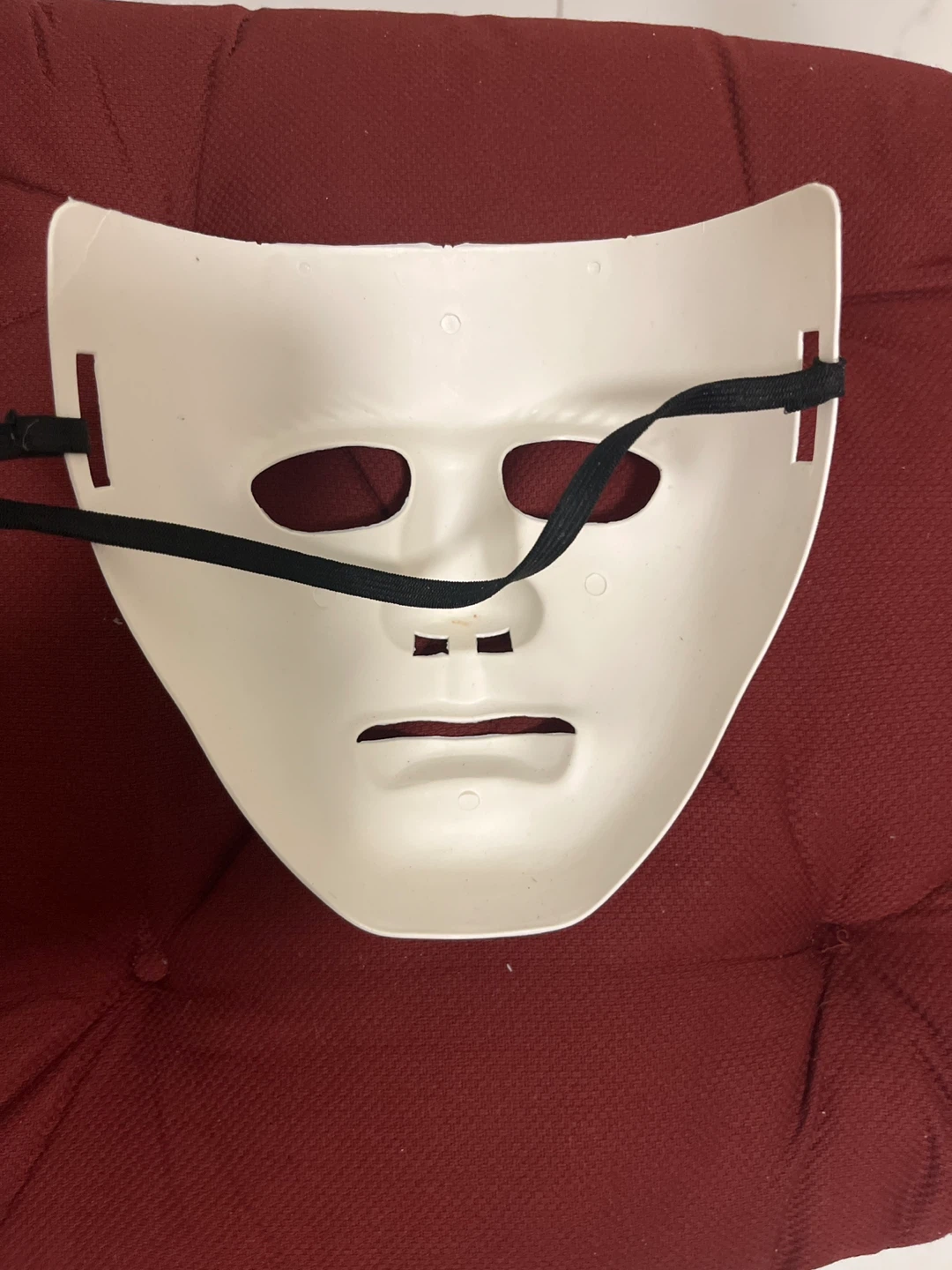 Plain White Adult Mask - photo 2