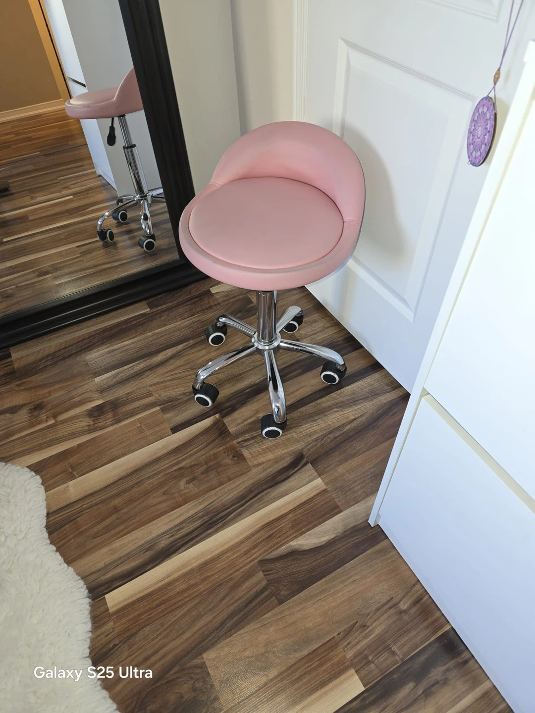 Pink Rolling Stool - photo 2