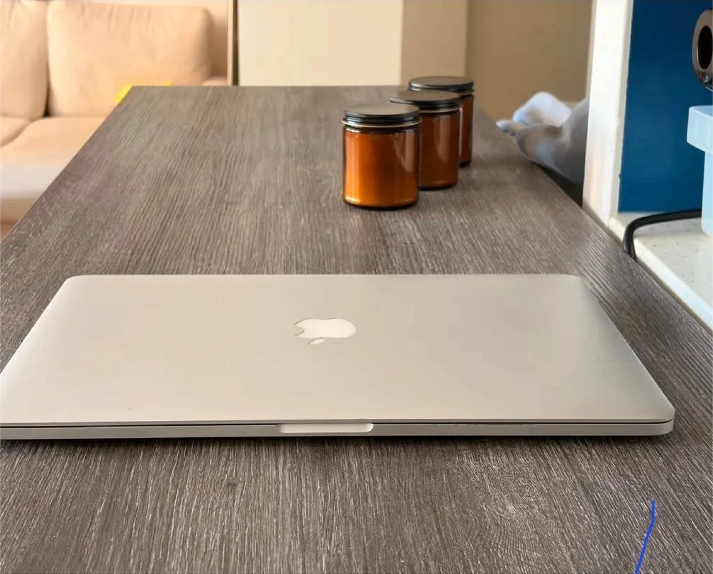 Apple MacBook Pro 15-inch Laptop - photo 3