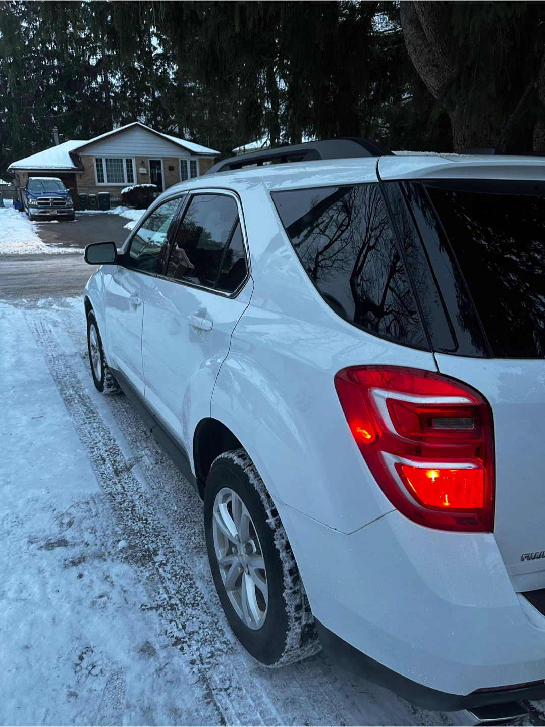 2016 Chevrolet Equinox LT - photo 5