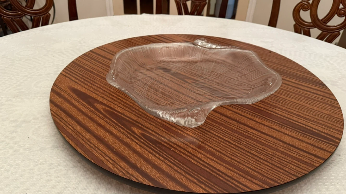 Glass Serving Platter with Decorative Edges - photo 2