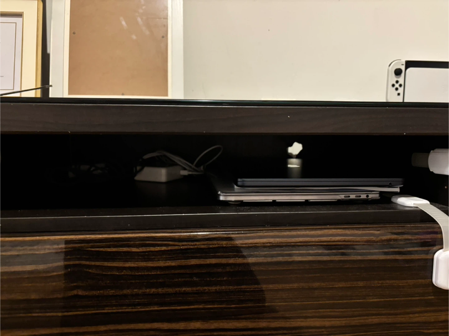 Sales just for this weekends! Dark Wood TV Stand - photo 4