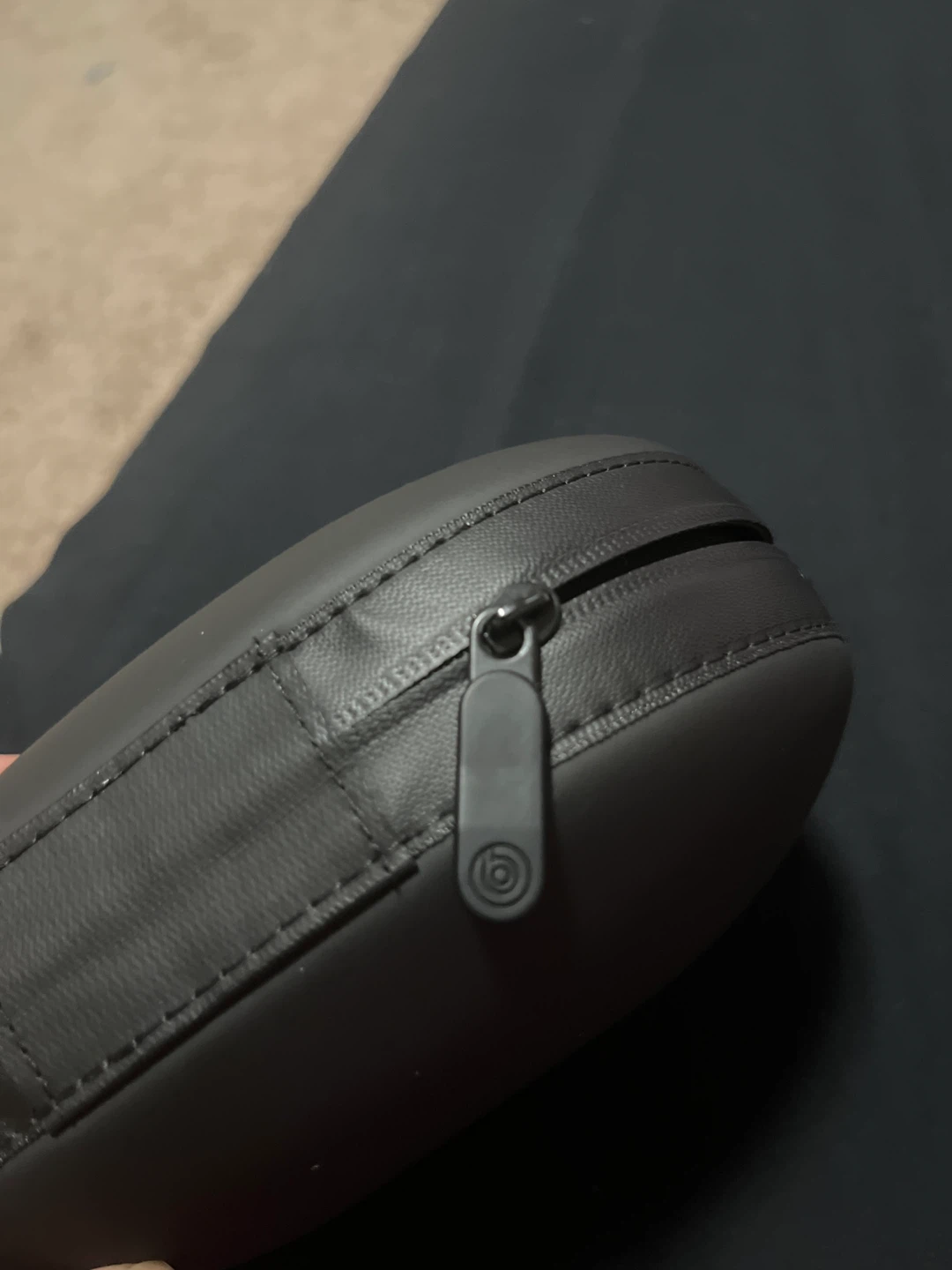 Beats Headphones Carrying Case - photo 3
