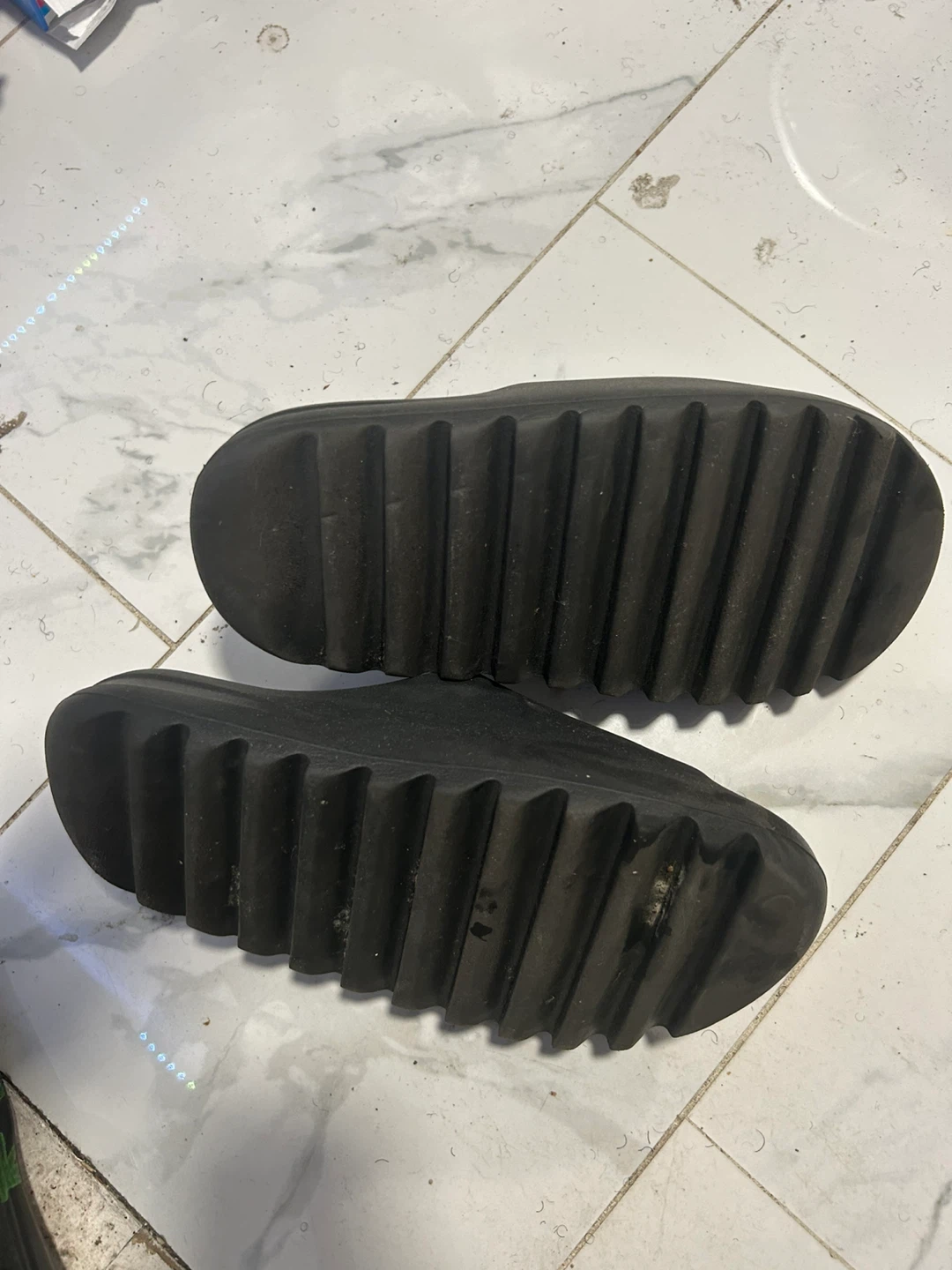 Adidas Yeezy Slides