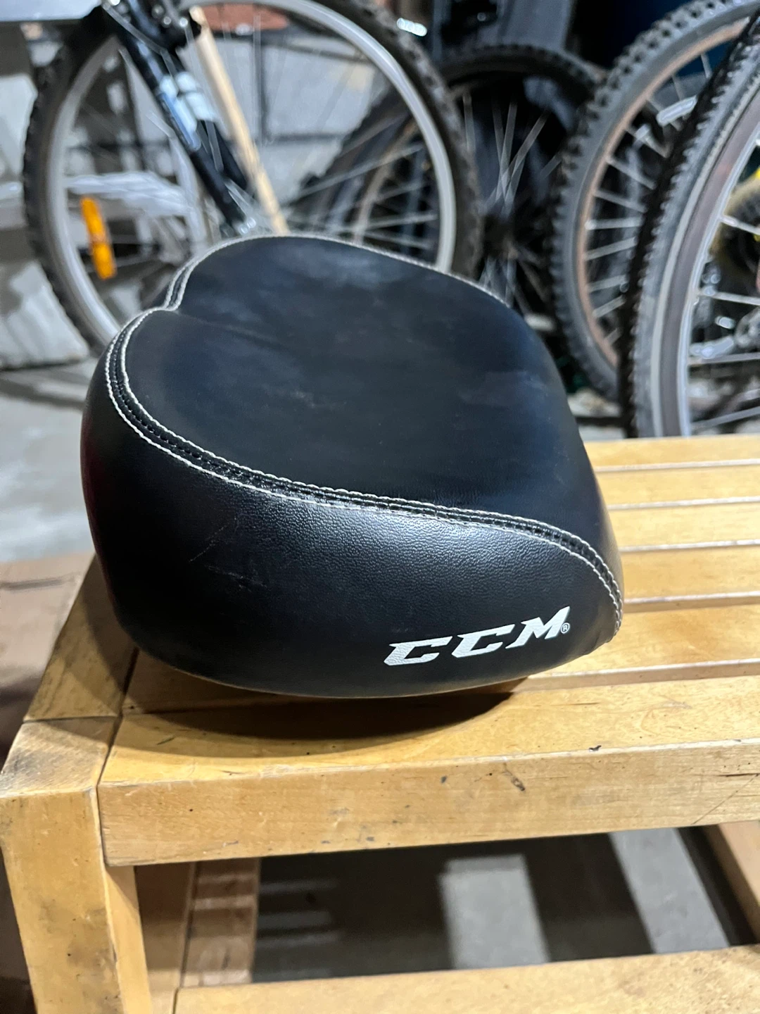 CCM No-Pressure Bike seat - photo 3