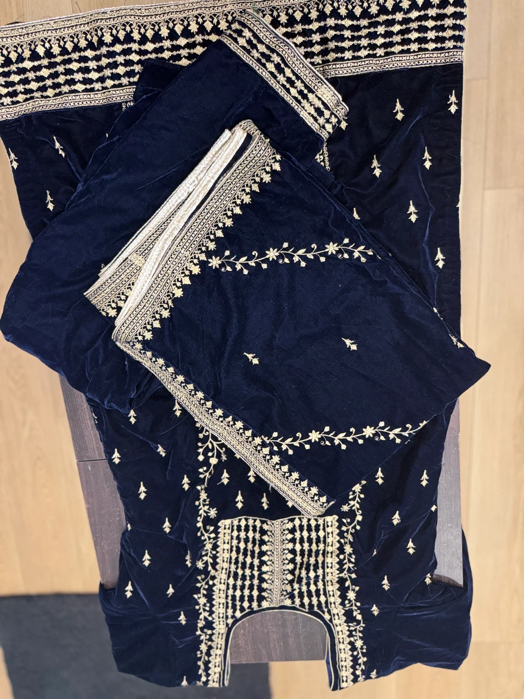 Pakistani Velvet Suit