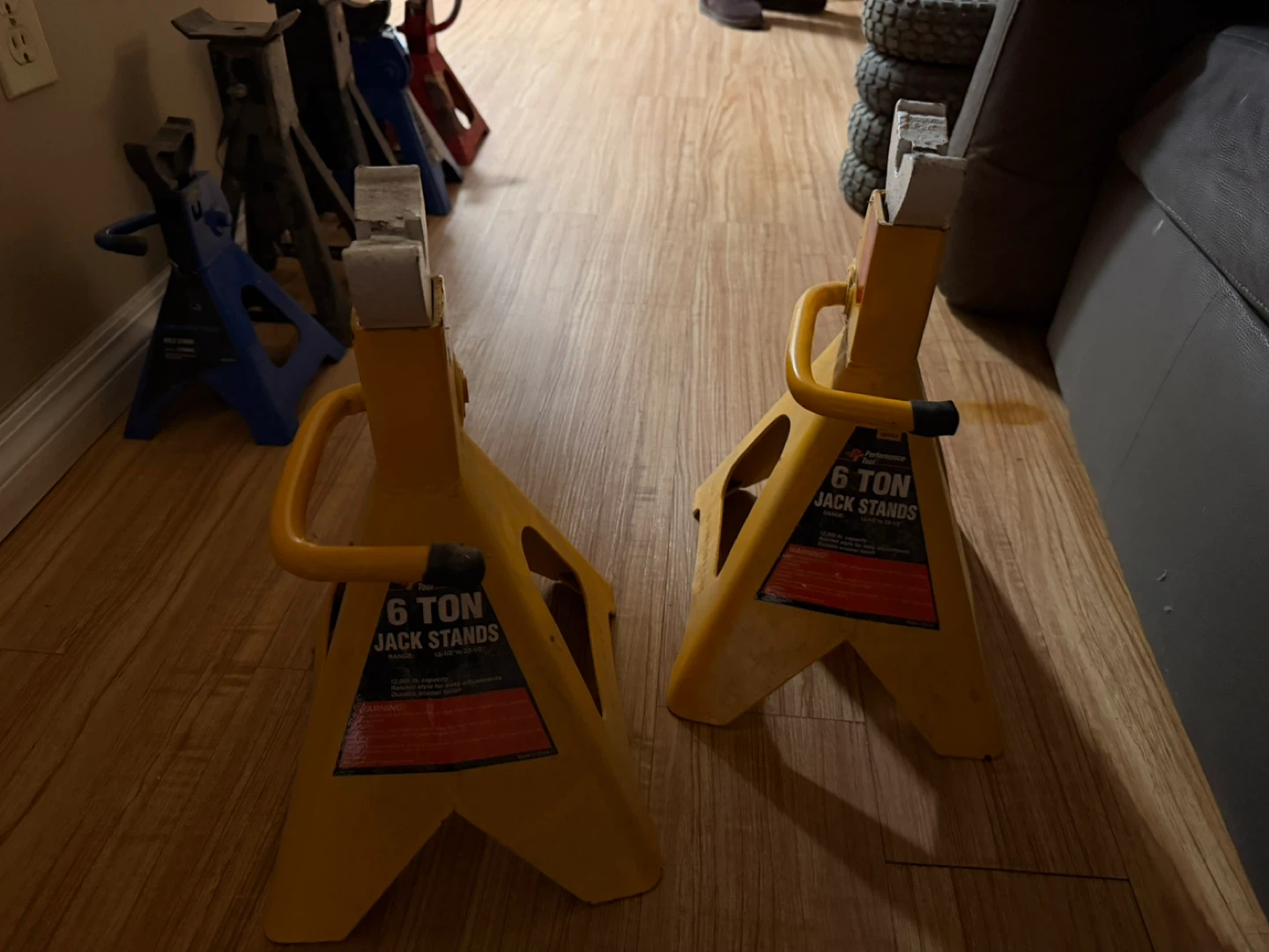 Performance Tool 6 Ton Jack Stands (Set of 2)