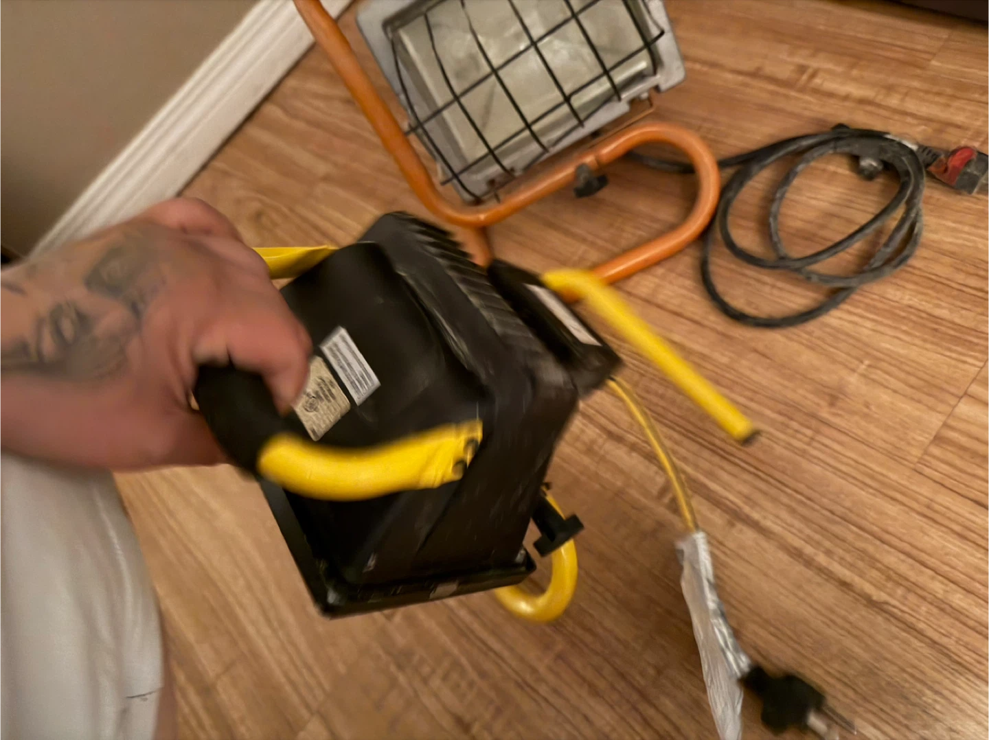 Nielsen Portable Work Light - photo 3