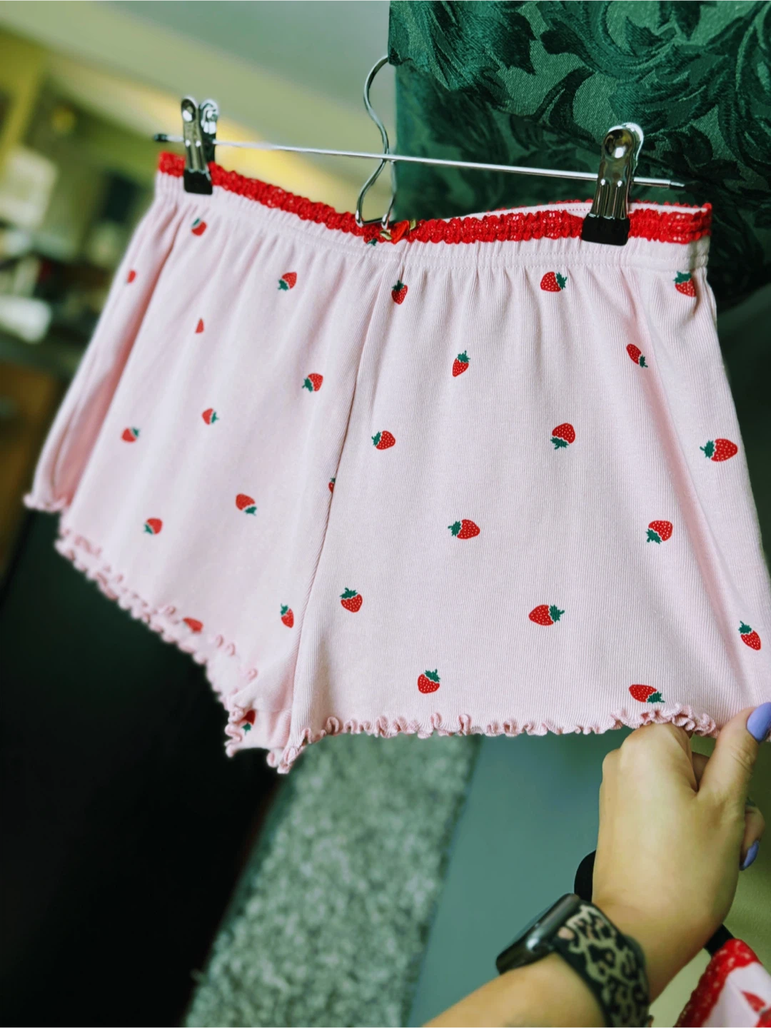 Just Chillin' Strawberry Pyjama Set - photo 4
