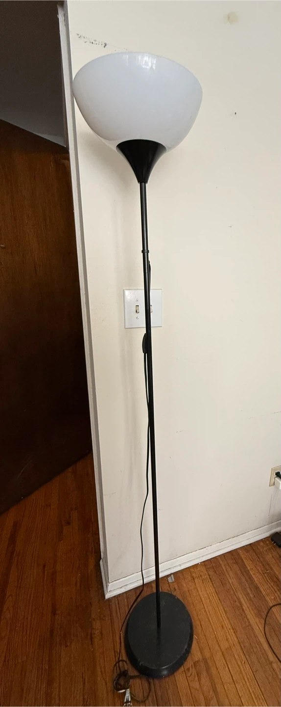 Black Floor Lamp - photo 3