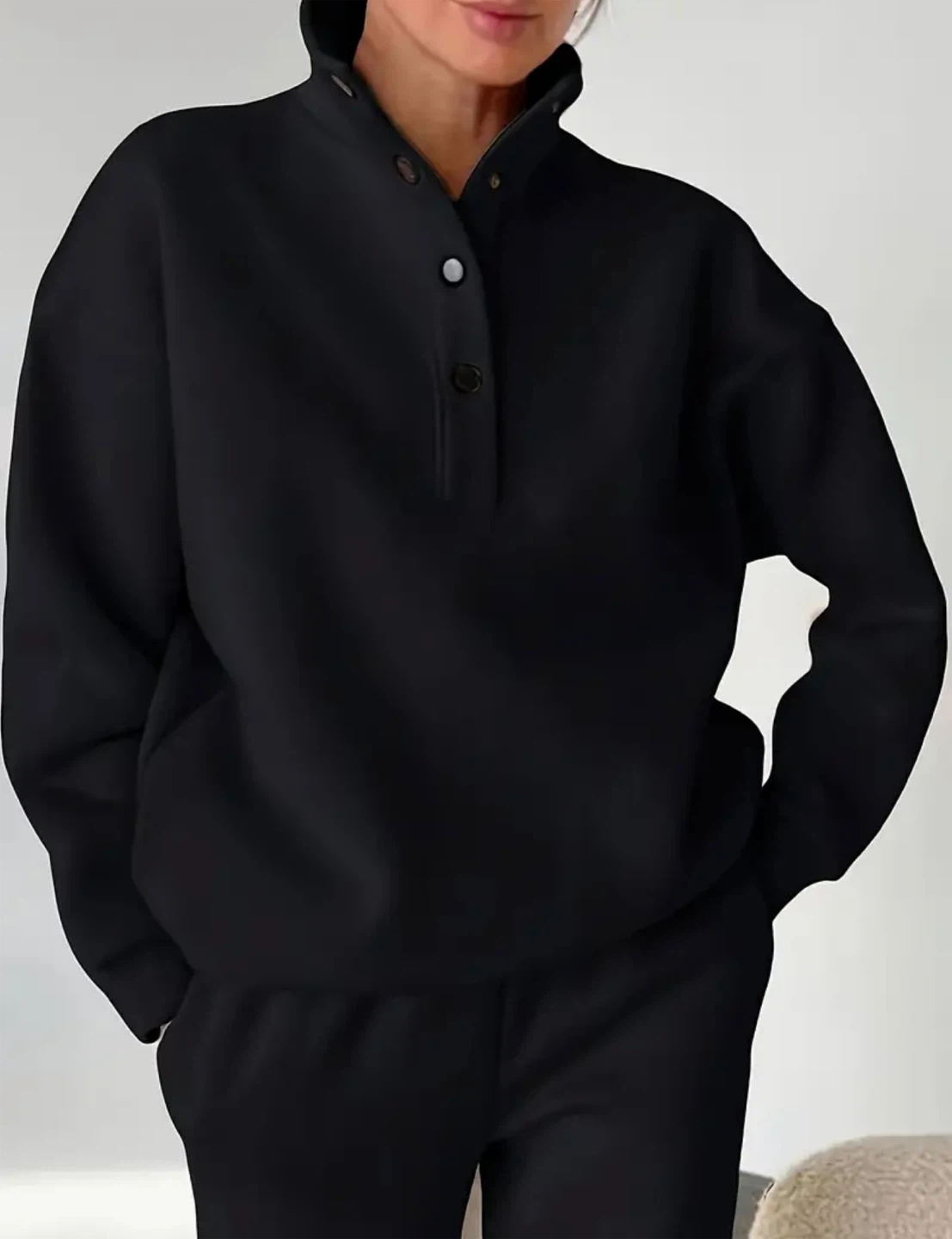 Black Pullover Sweatshirt and Jogger Set - photo 3