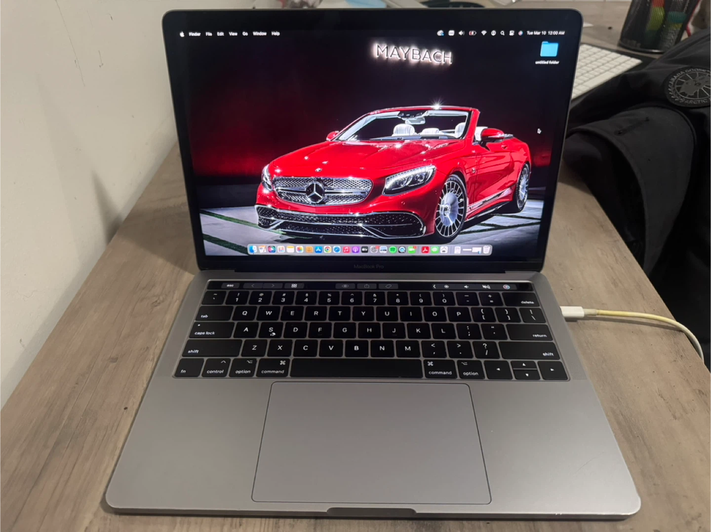 MacBook Pro 13” 2017 Touch Bar | i5 | 8GB RAM | 256GB SSD - photo 2