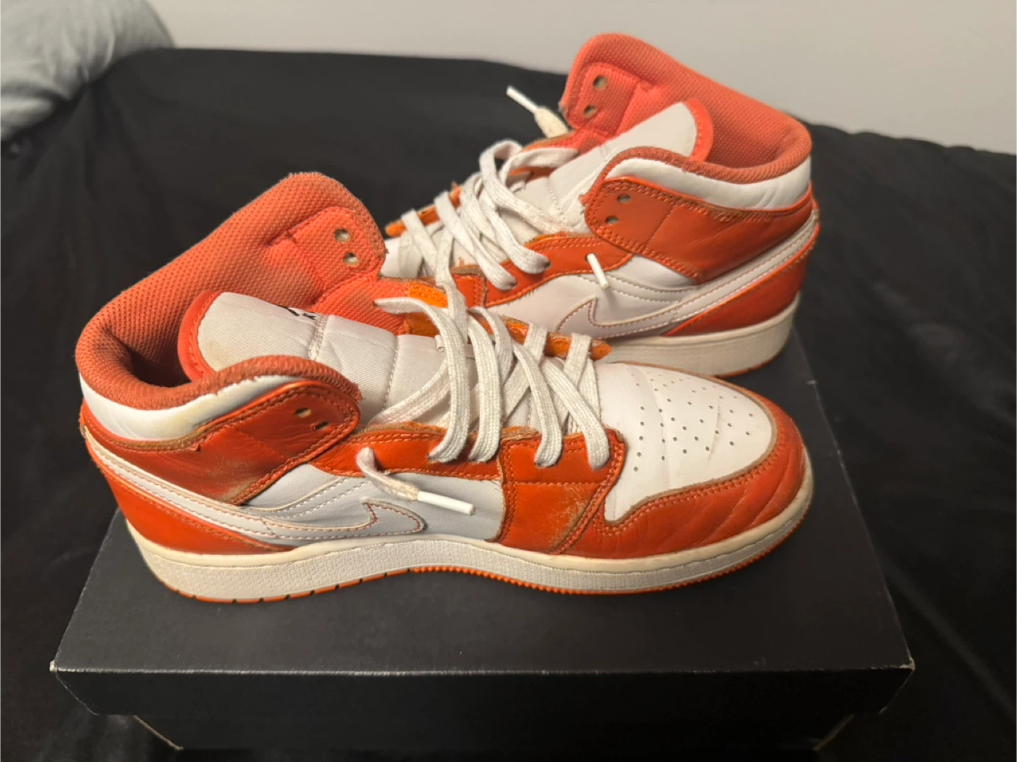 Nike Air Jordan 1 Mid Orange White - photo 4