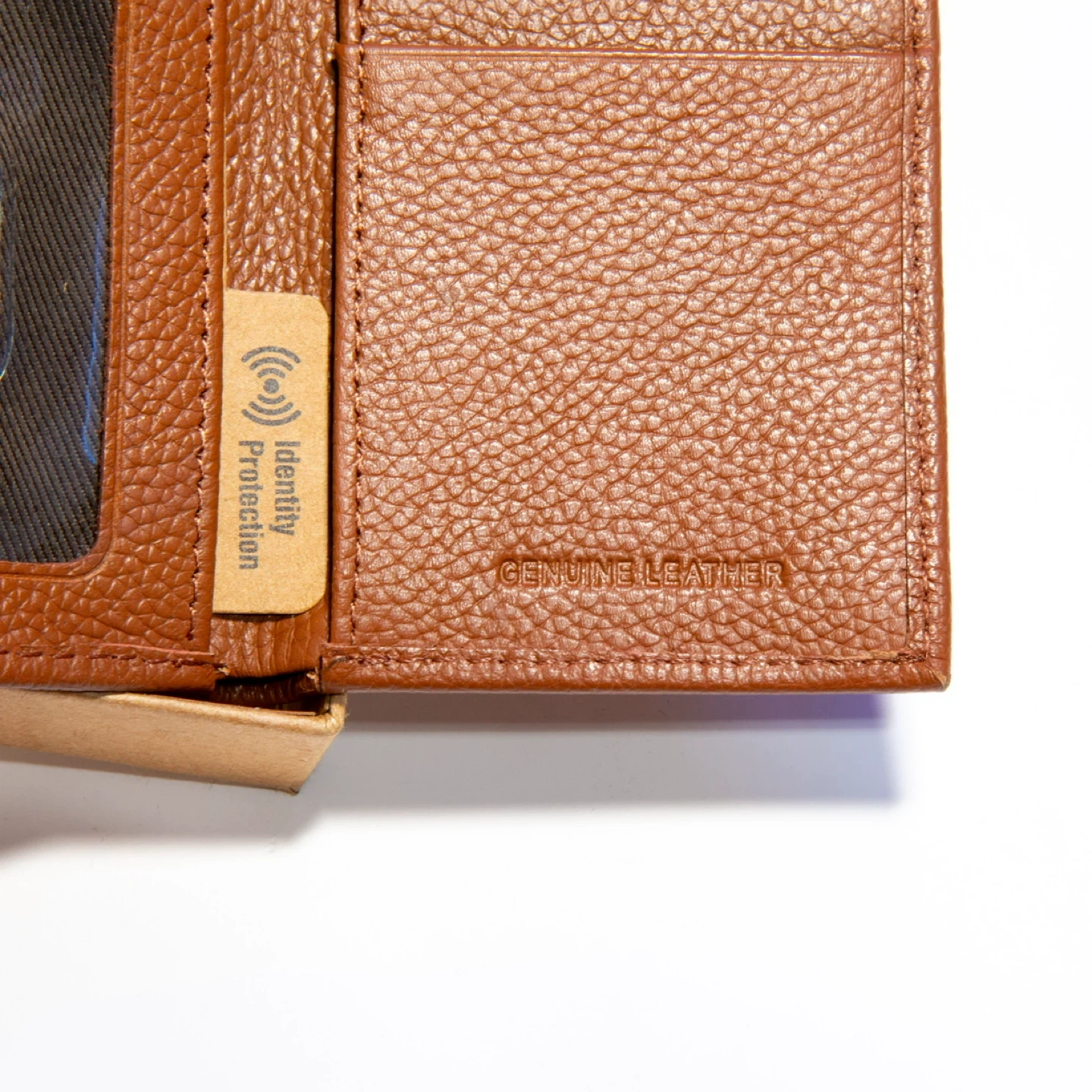 Winchester Genuine Leather Trifold Wallet RFID Protection Brown - photo 2