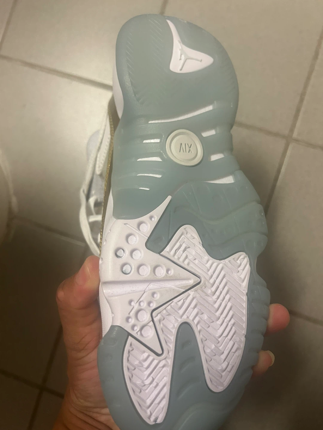 Air Jordan 11 CMFT Low Shoes - photo 3