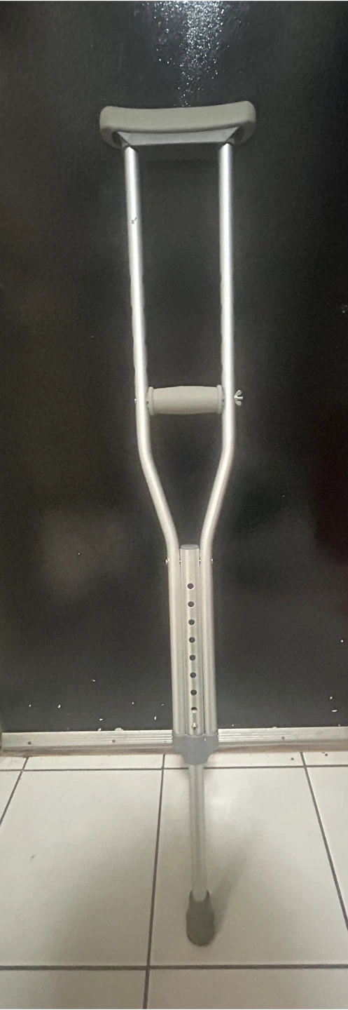 Adjustable Aluminum Crutches (Pair) - photo 3