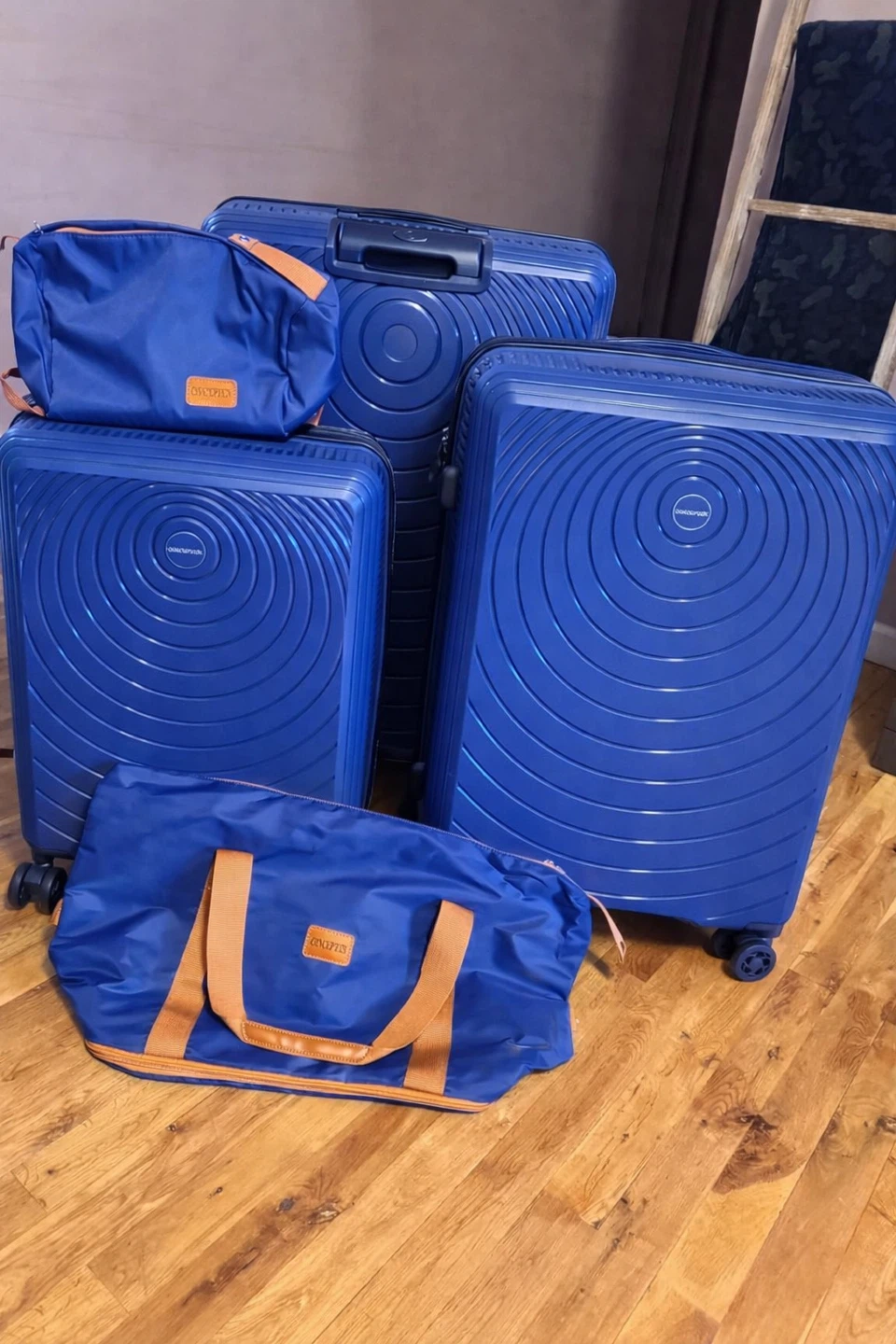 Luggage Set - photo 3