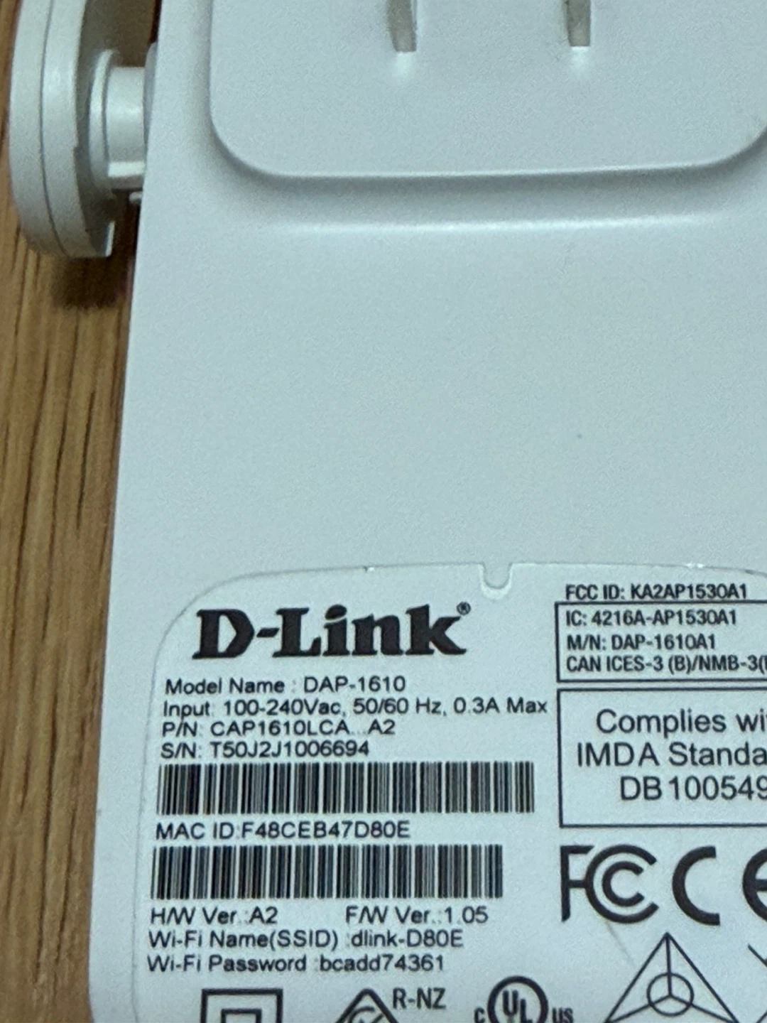 D-Link DAP-1610 AC1200 Wi-Fi Range Extender - photo 4