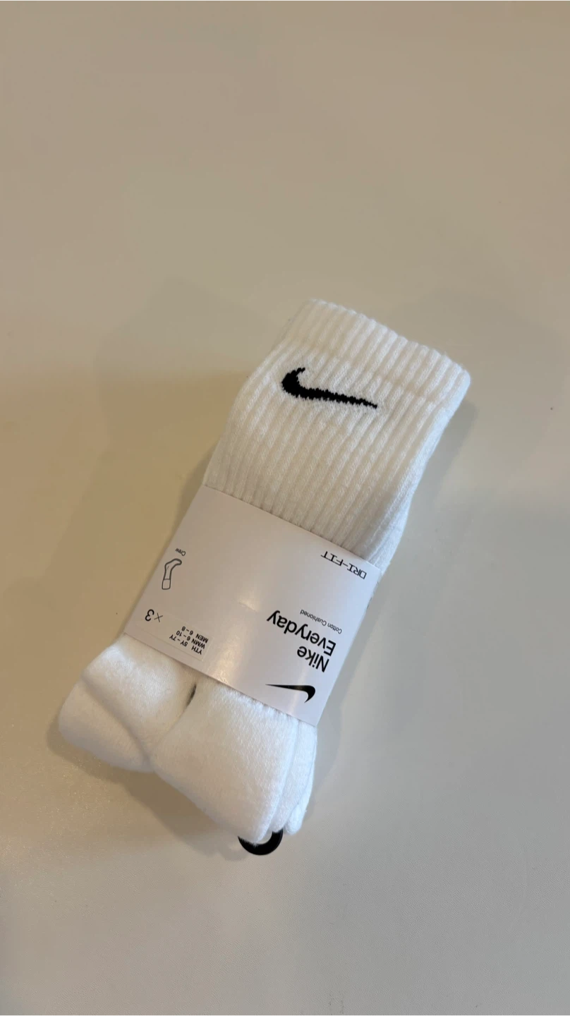 Nike Everyday Cotton Cushioned Crew Socks (3-Pack)