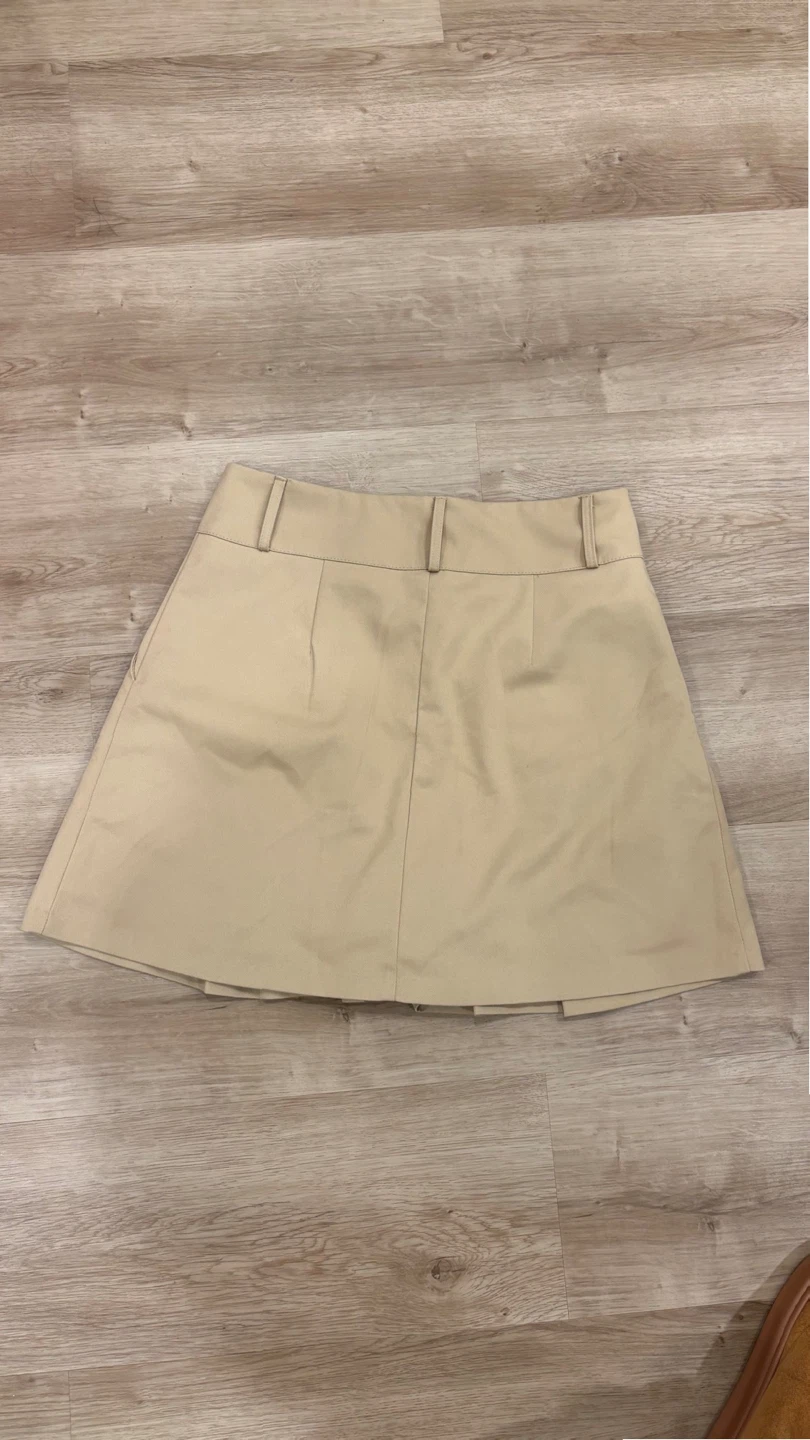 clothes - photo 2