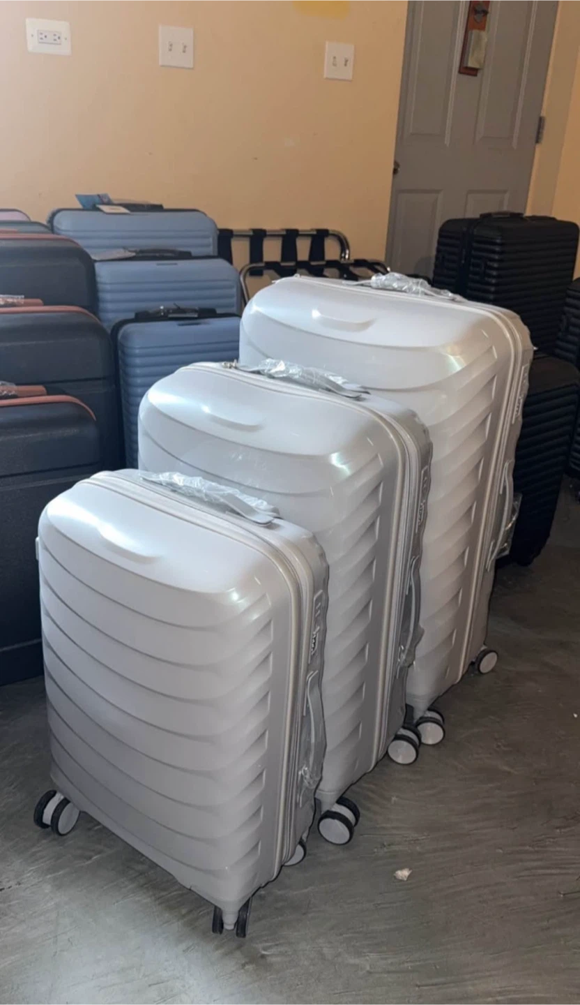 Silver Hardshell Luggage Set