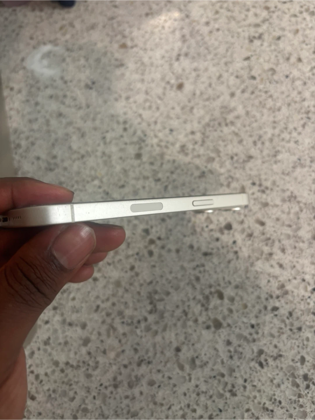 Apple iPhone 13 - Starlight