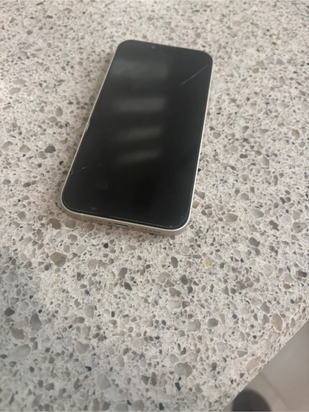 Apple iPhone 13 - Starlight - photo 3