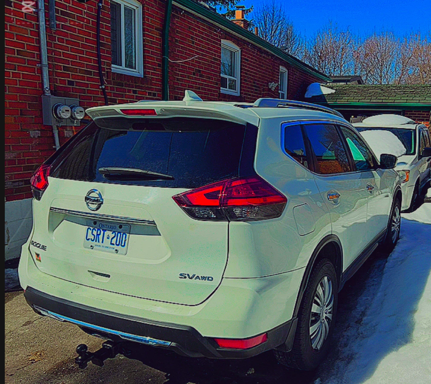 White Nissan Rogue SV AWD SUV - photo 2
