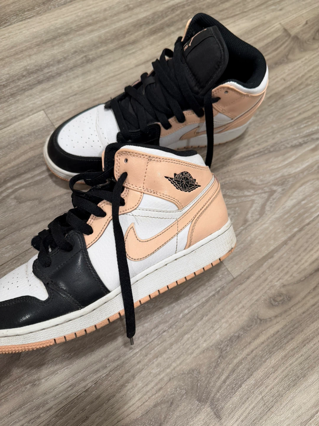 Air Jordan 1 Mid SE Sneakers - photo 4