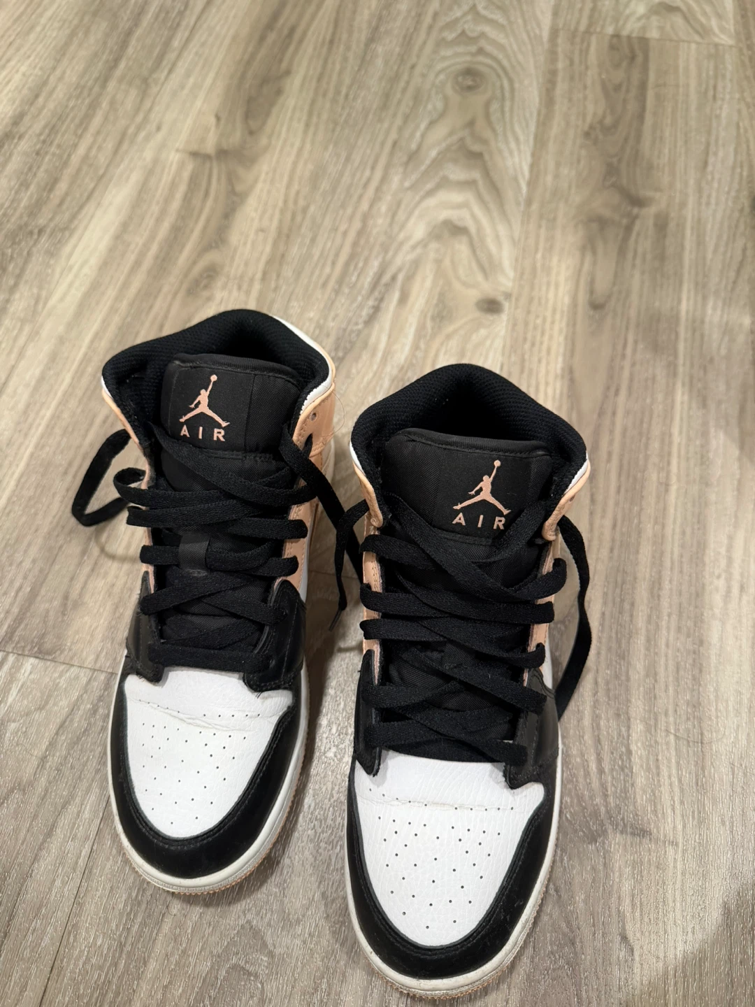 Air Jordan 1 Mid SE Sneakers - photo 2