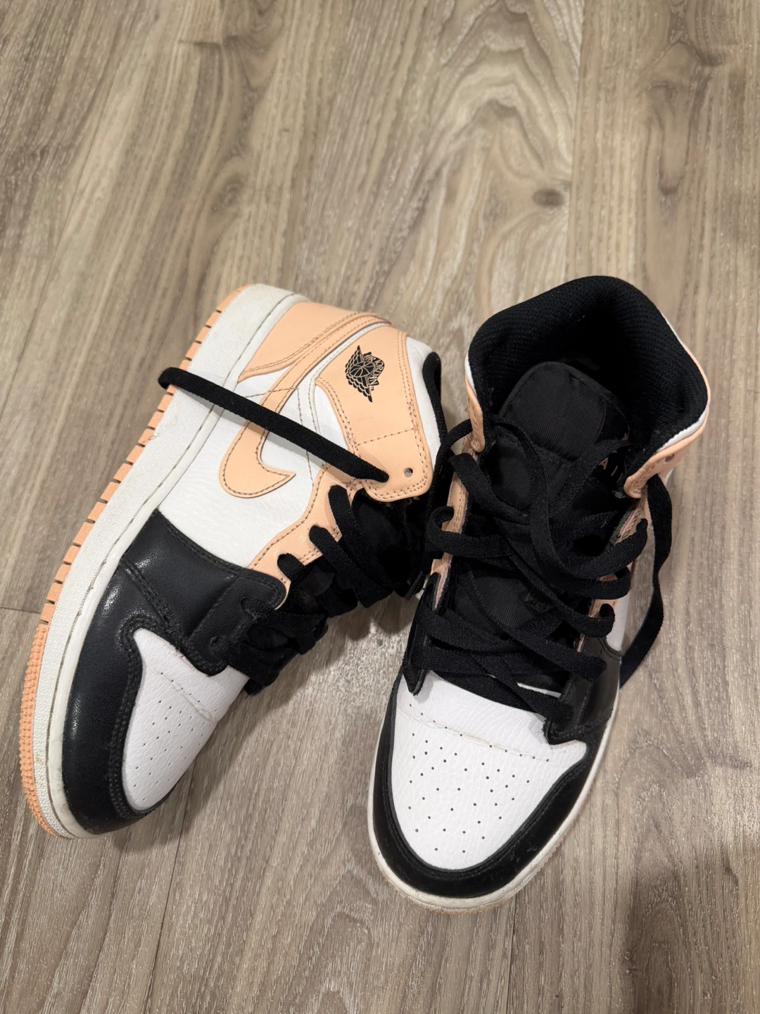 Air Jordan 1 Mid SE Sneakers - photo 3