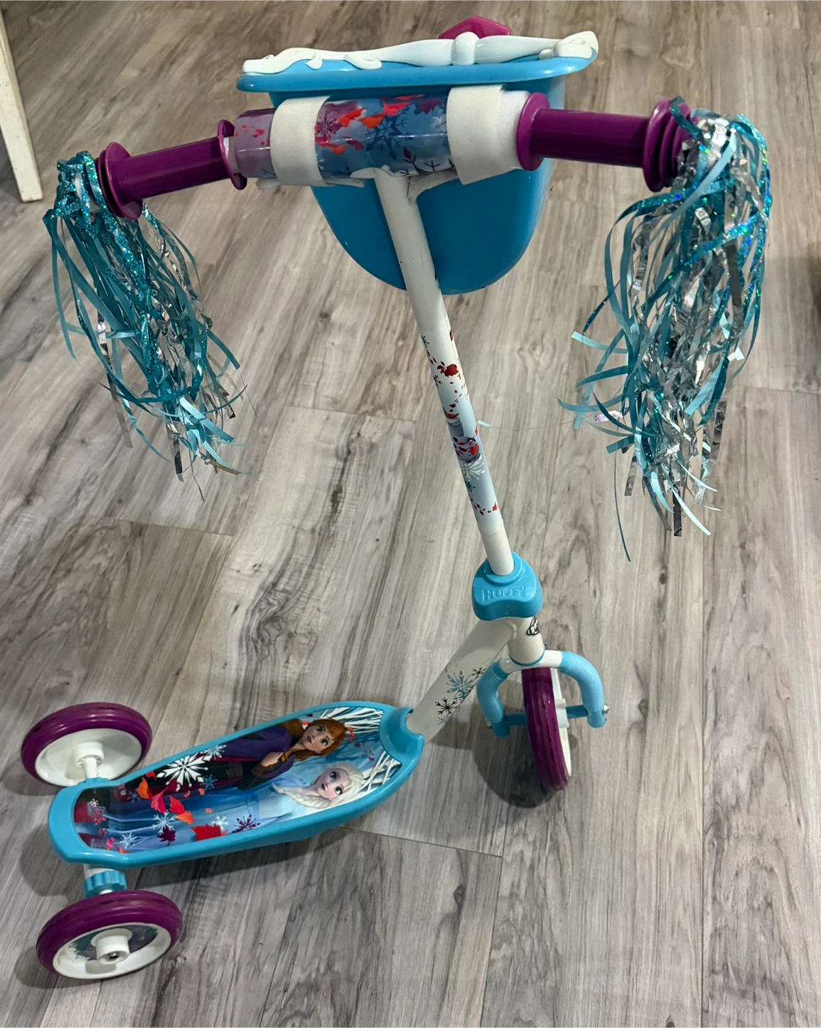 Disney Frozen 3-Wheel Scooter