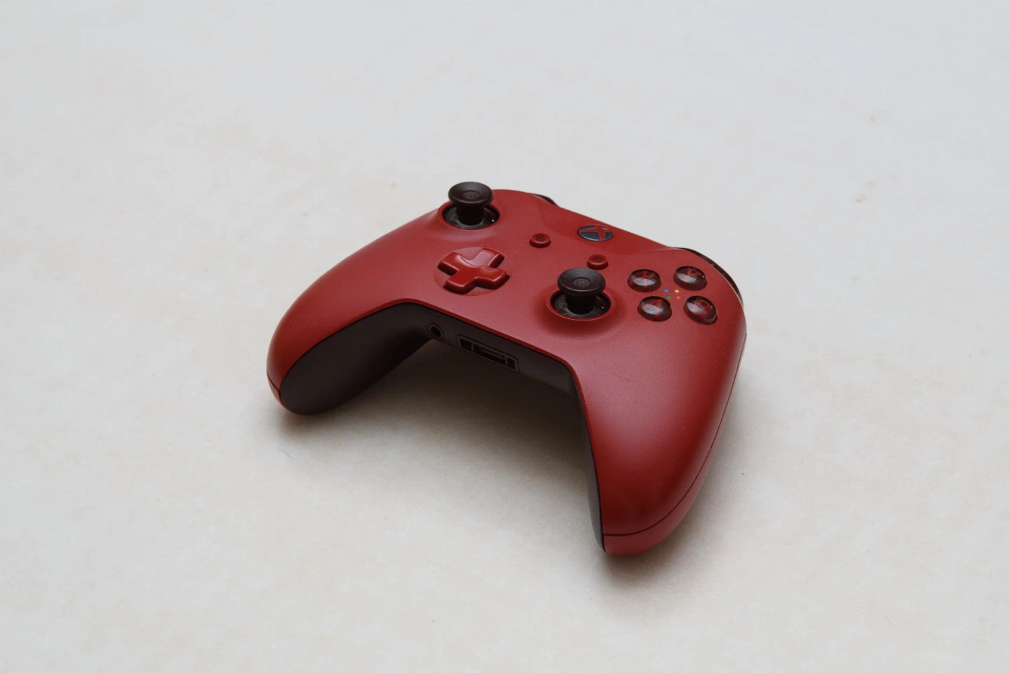 2016 Xbox Wireless Controller - Red
