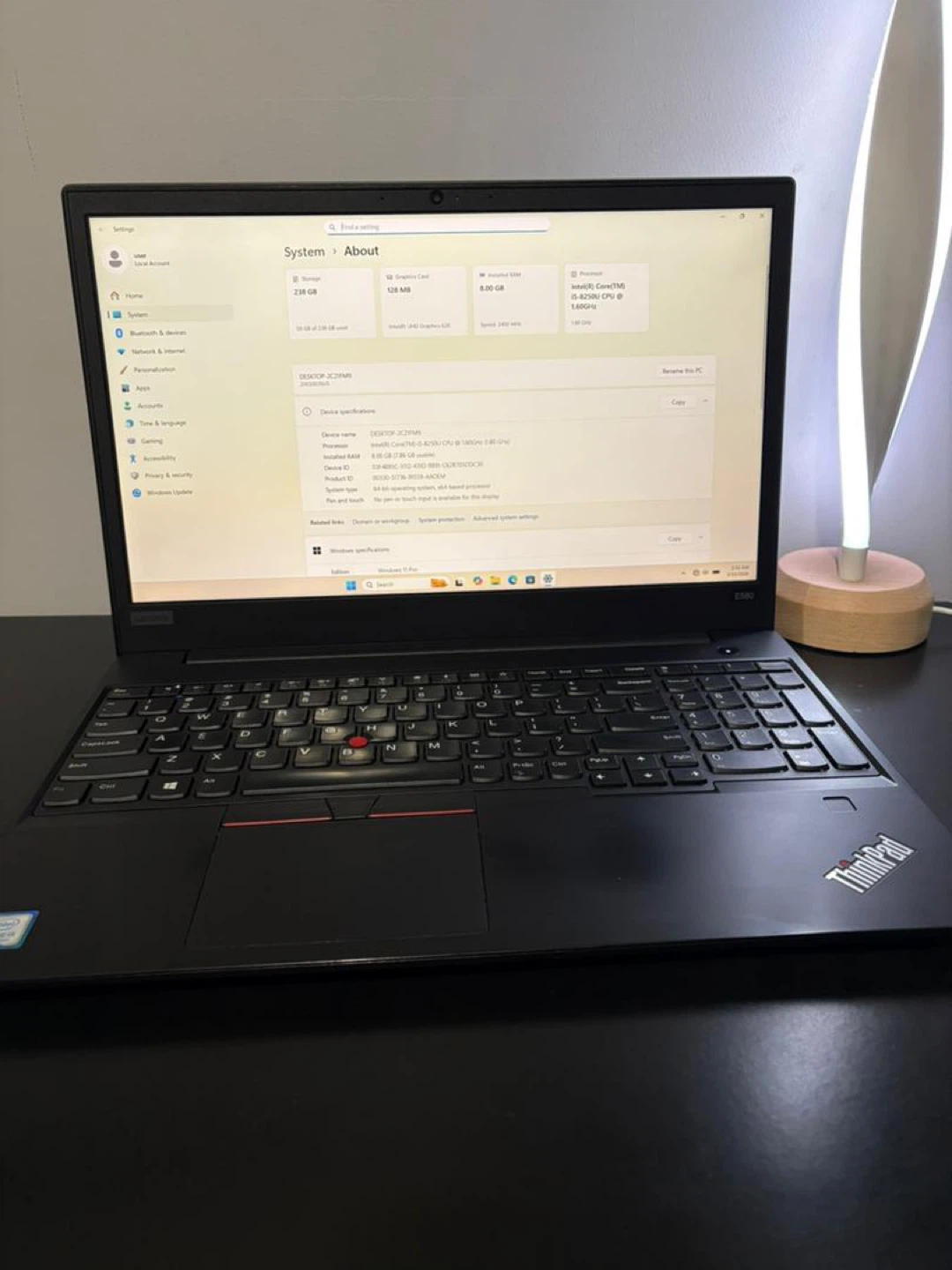 Lenovo Thinkpad 2019 like new - photo 2