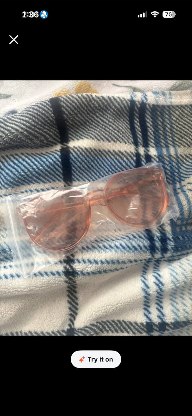 Pink Round Sunglasses