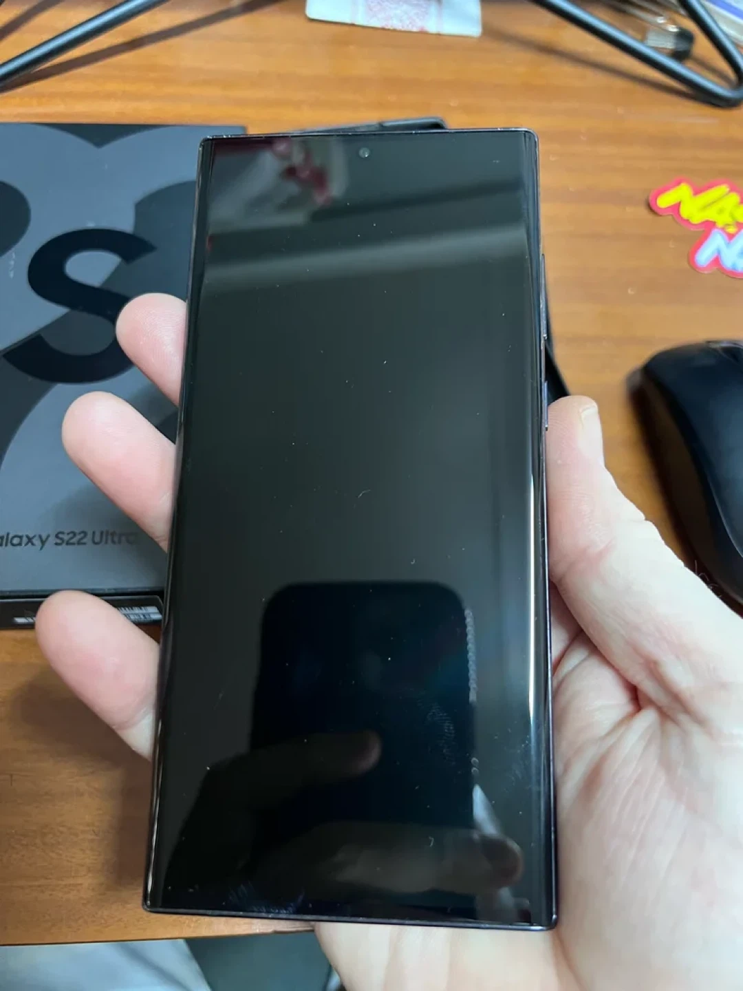 Samsung Galaxy S22 Ultra Smartphone with accessories
